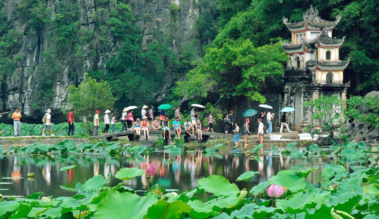 Tam Coc Lakeside Homestay Нин Бин Екстериор снимка