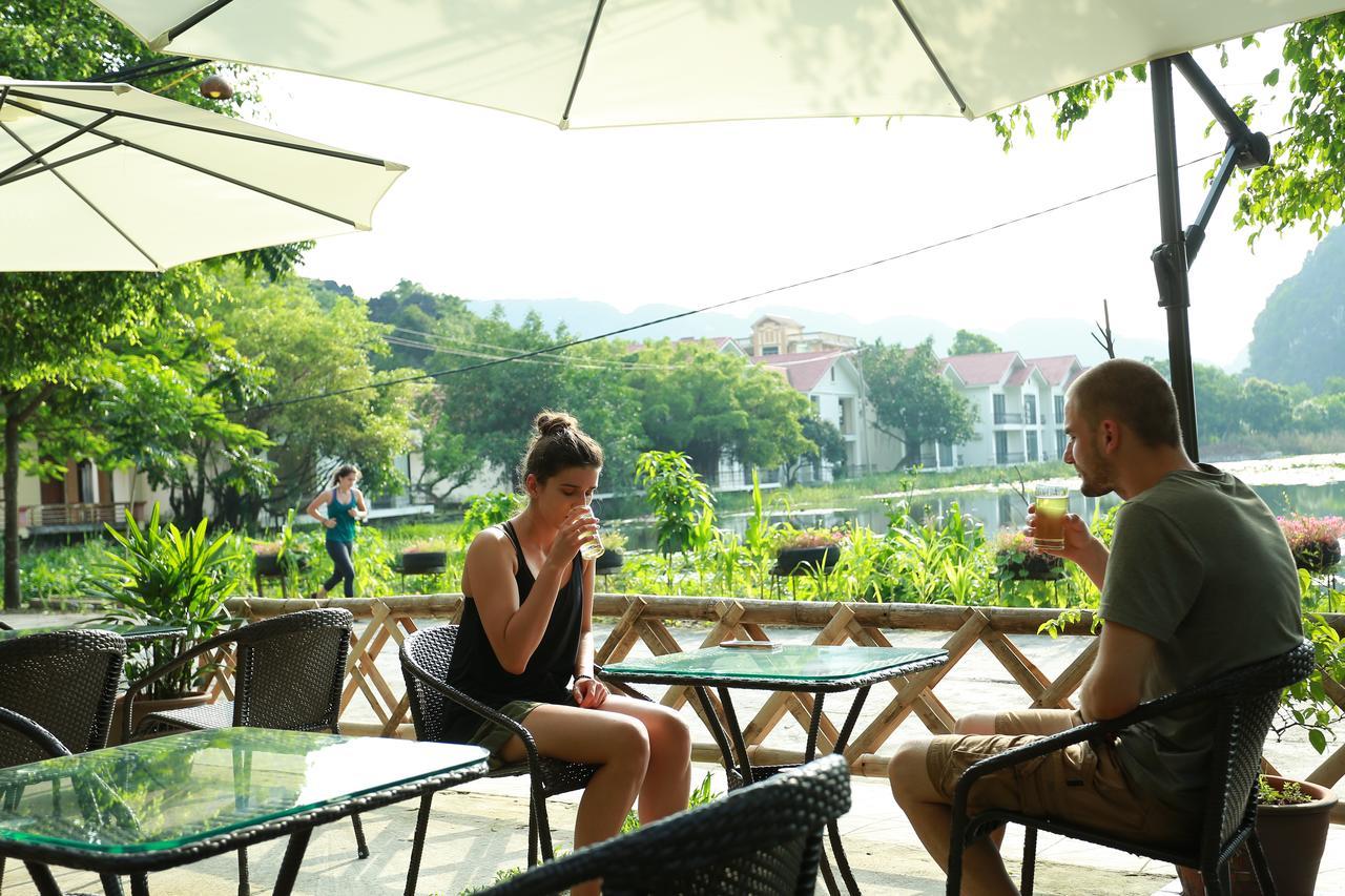 Tam Coc Lakeside Homestay Нин Бин Екстериор снимка